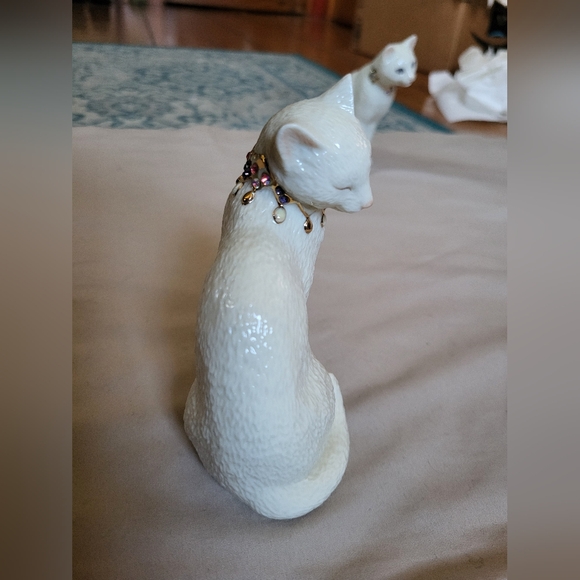Lenox Cat Sculpture Figurine Fine Ivory China - "First Kiss" (Set of 2) - Picture 3 of 13